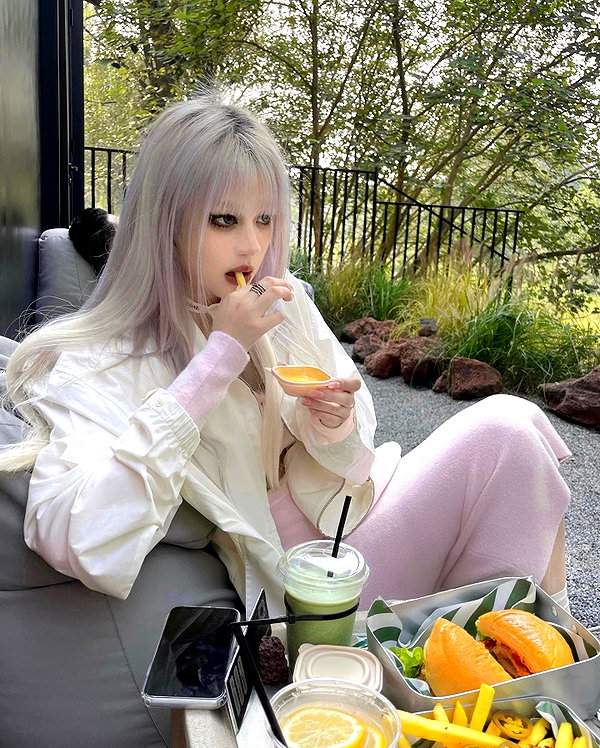 basakerrrrr instagram image archive image