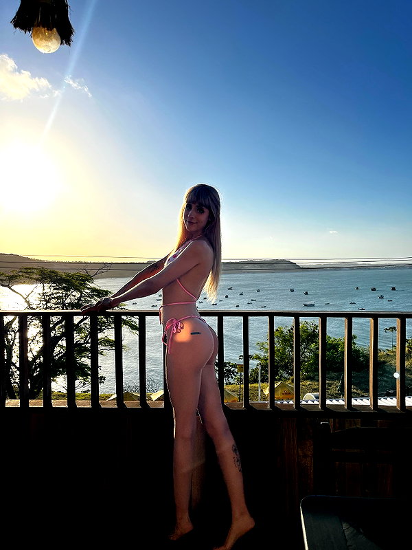 jadelaverne instagram image archive image
