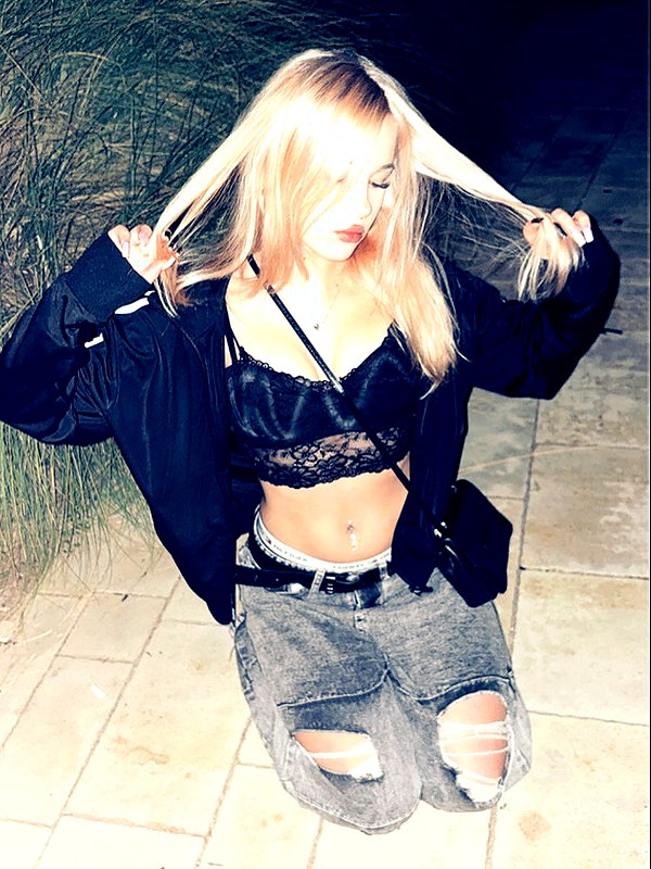 sonya00w instagram image archive image