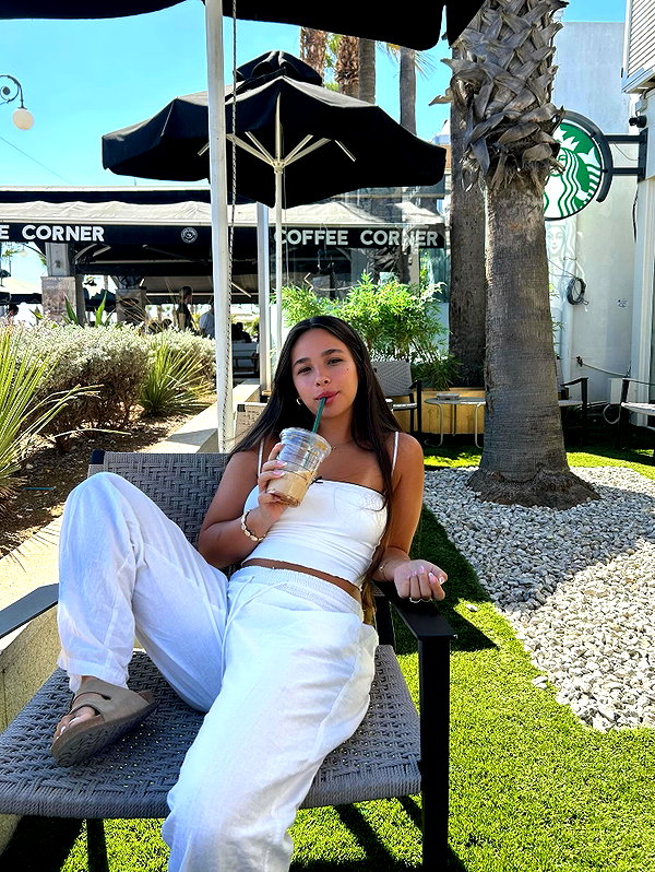 zoy.rud instagram image archive image