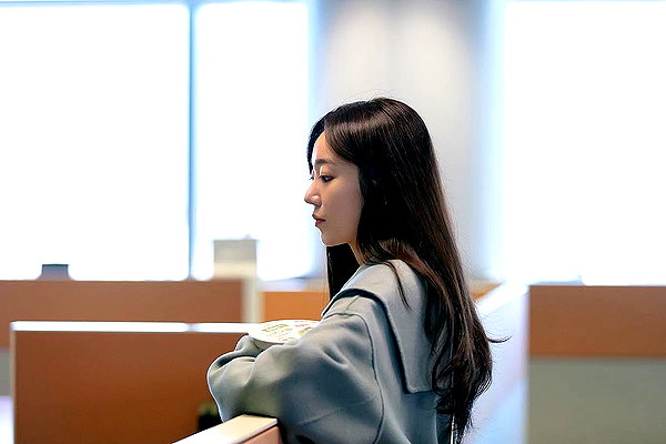 hyeweon__ instagram image archive image