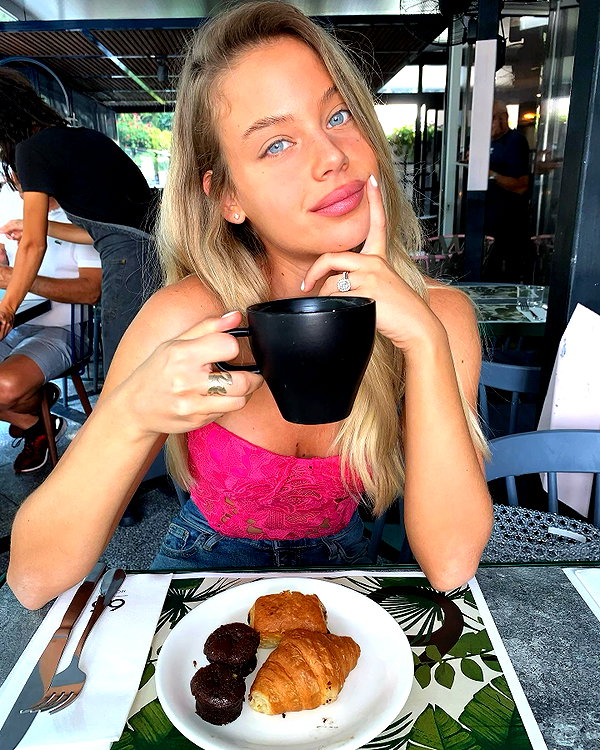 barzomer instagram image archive image