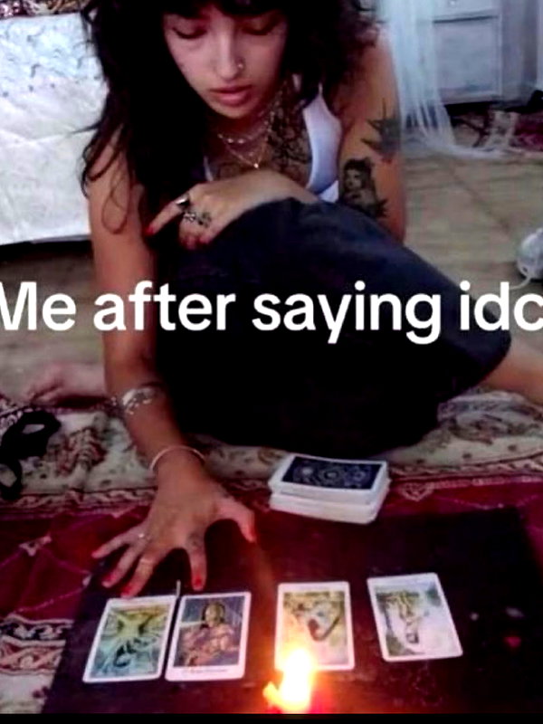 yeahimcaroline instagram image archive image