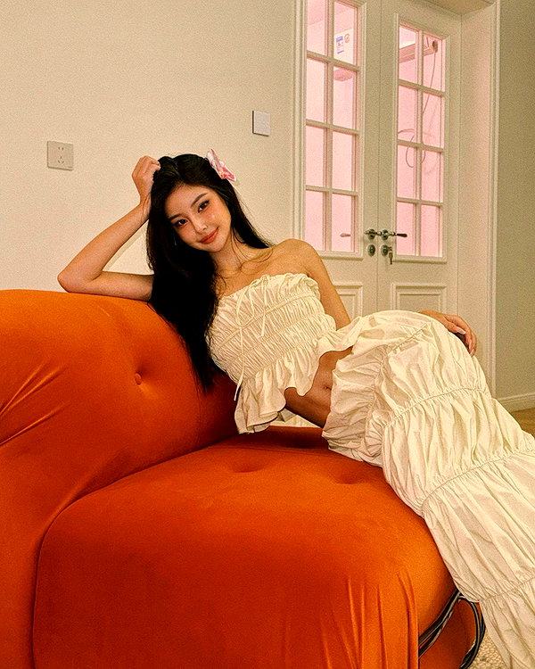ll.lu1s instagram image archive image