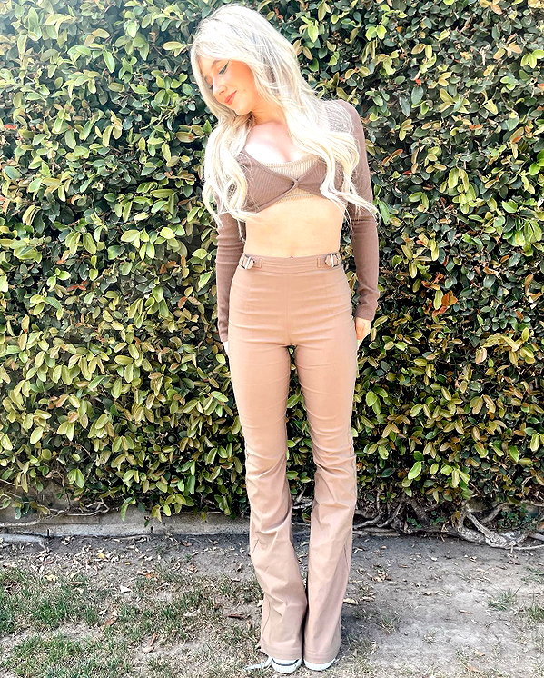 ellianawalmsley instagram image archive image