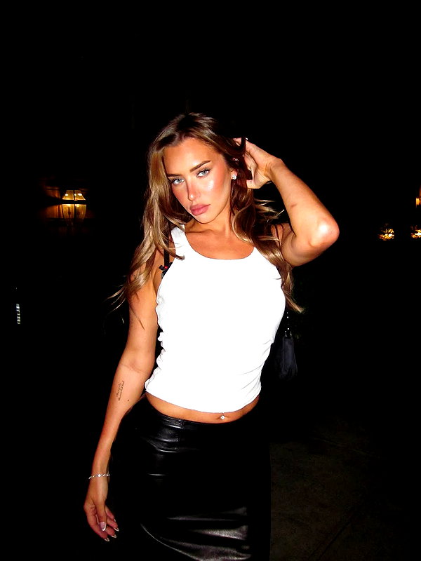 staskaranikolaou instagram image archive image