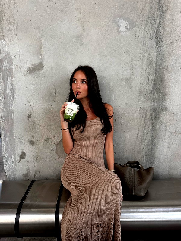 zoeliss instagram image archive image