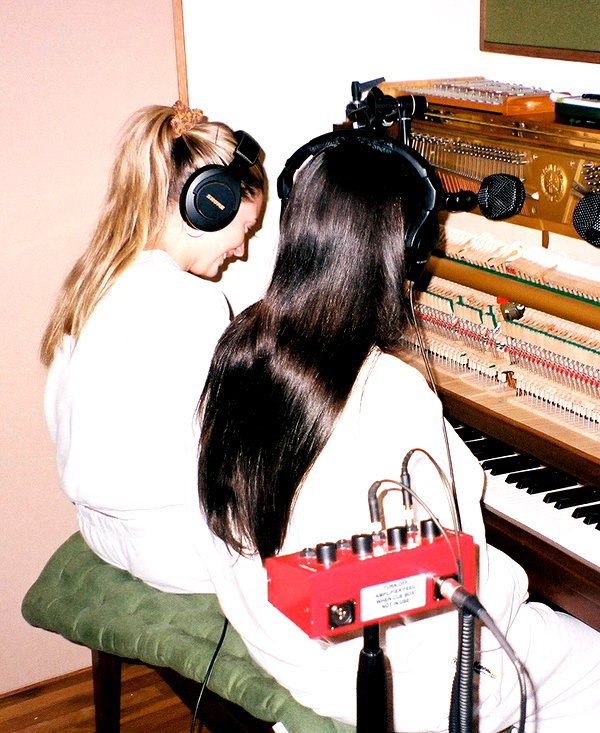 madisonbeer instagram image archive image