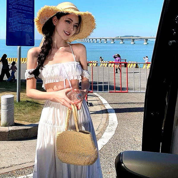 lyhythuedoxinh instagram image archive image