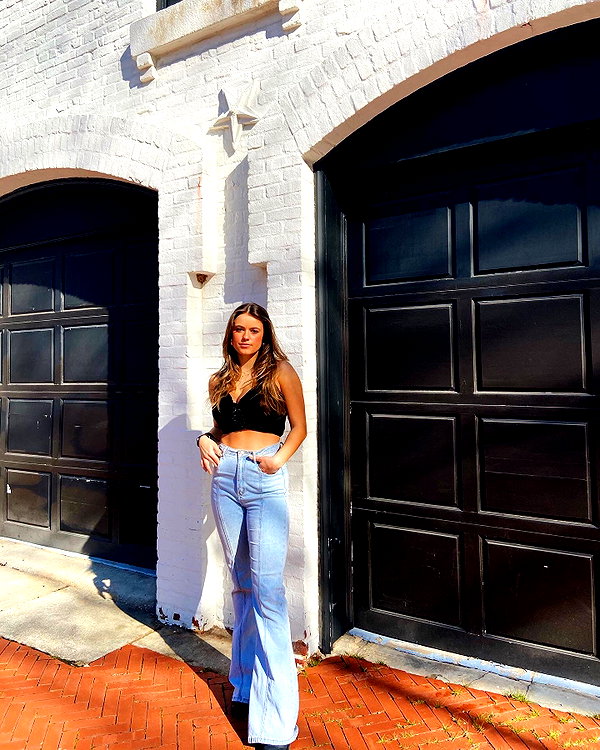 isabella.lauren instagram image archive image