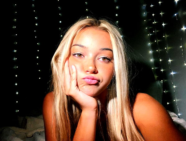 livvydunne instagram image archive image