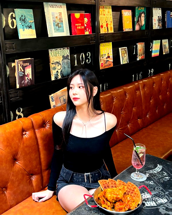 _jyying instagram image archive image