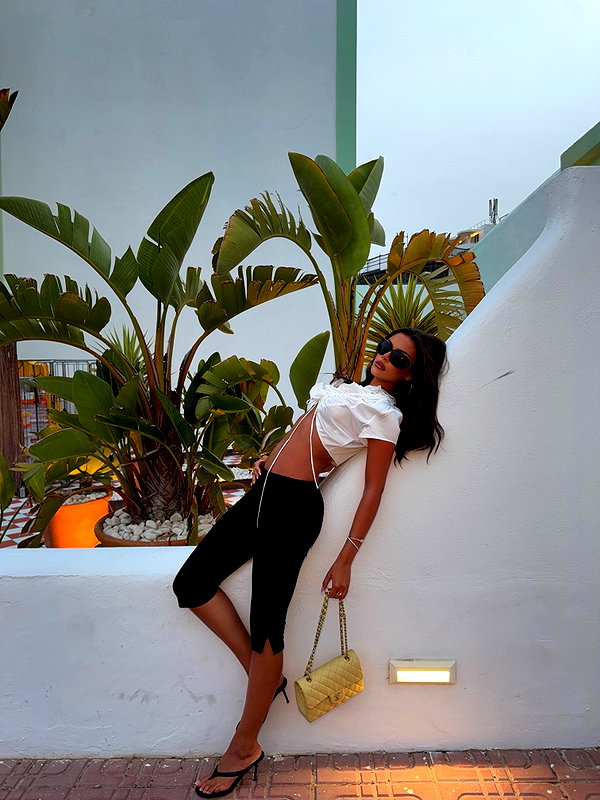oliviaphillipps instagram image archive image