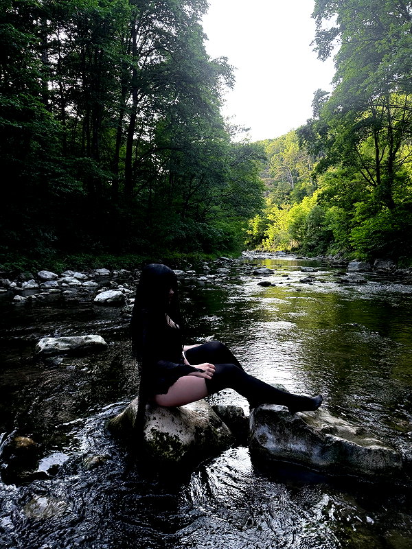 andasrose instagram image archive image