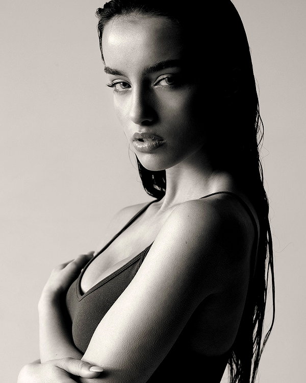 ellachristo instagram image archive image