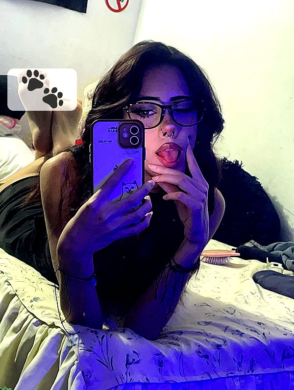shevaal_x instagram image archive image