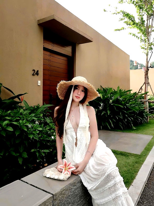lyhythuedoxinh instagram image archive image