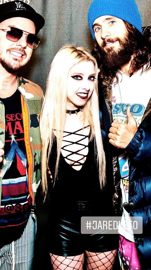 roxiechelon2 instagram image archive image