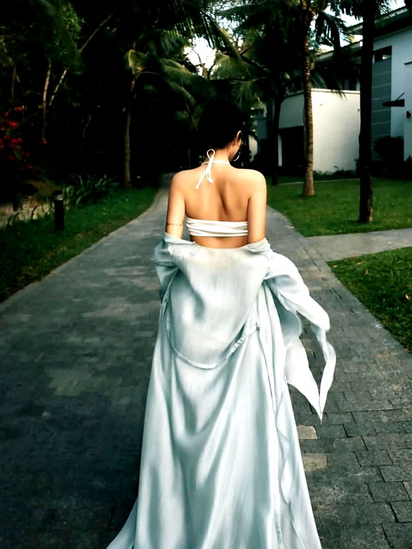 lyhythuedoxinh instagram image archive image