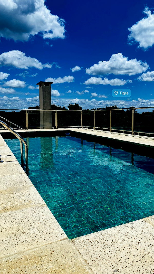 maii.ferreiraa instagram image archive image