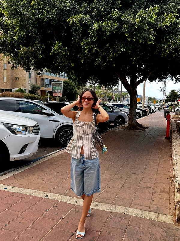 Archived image from @ilanakaver on Instagram