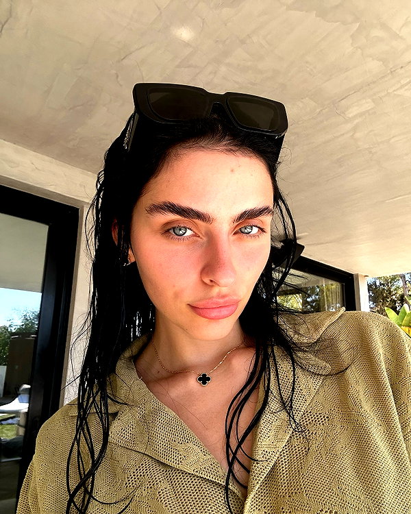 laurenhamden instagram image archive image