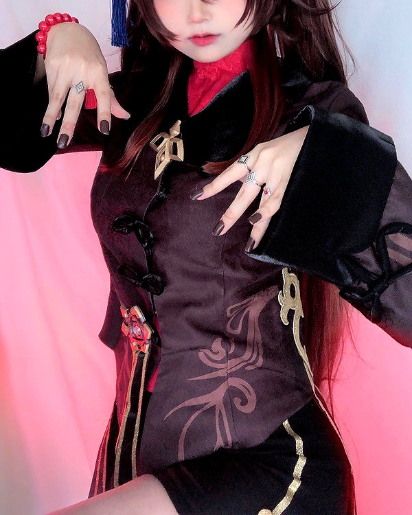 purinn_cos instagram image archive image