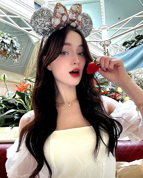 1uvgabi instagram image archive image