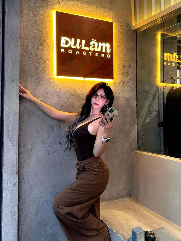 lyhythuedoxinh instagram image archive image