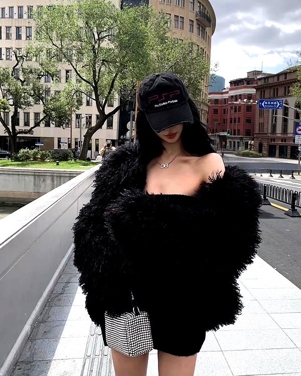 lyhythuedoxinh instagram image archive image