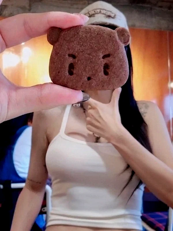 bora__look instagram image archive image