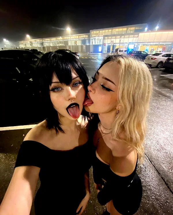 mavistheedracula instagram image archive image