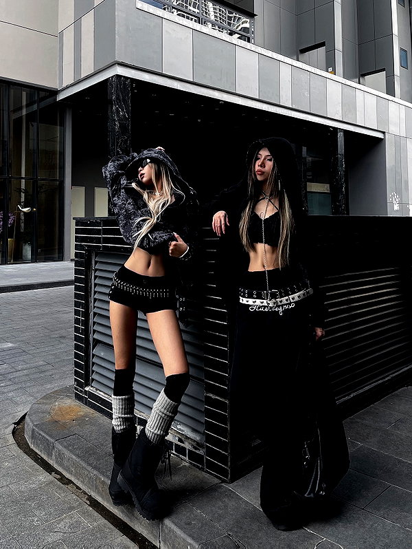 31thg10 instagram image archive image