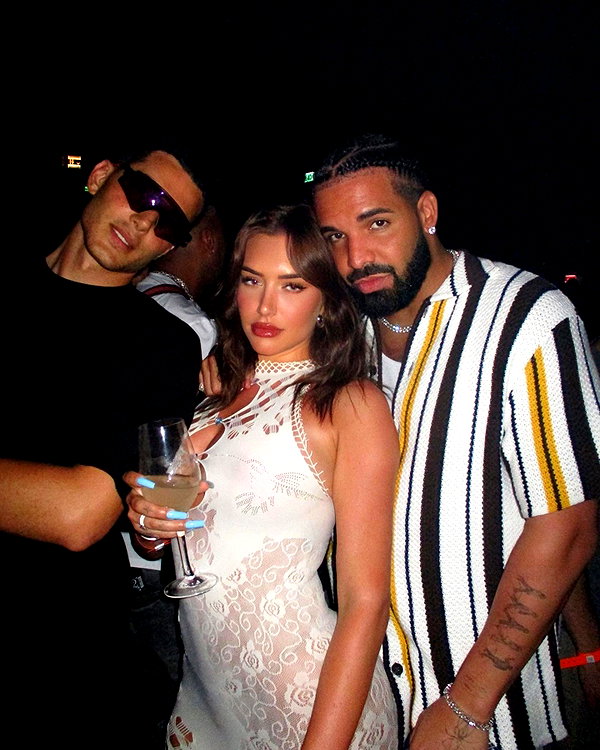 staskaranikolaou instagram image archive image