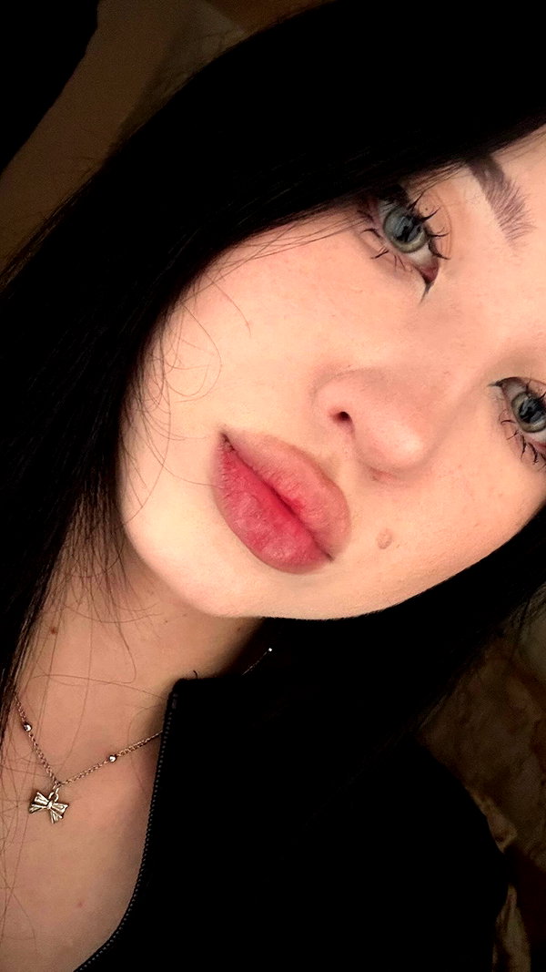 llofreaki instagram image archive image