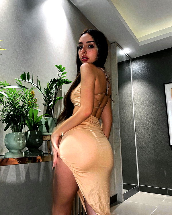 karin_orhov instagram image archive image