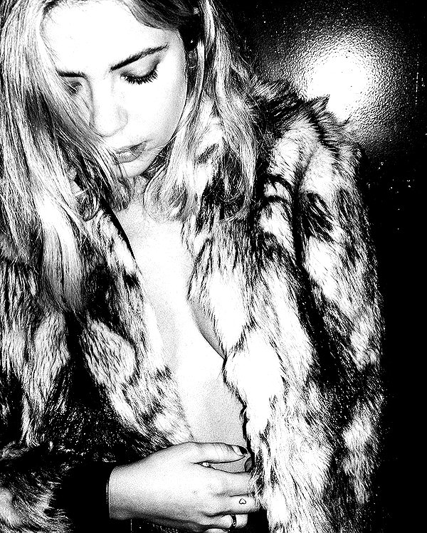 ashleybenson instagram image archive image