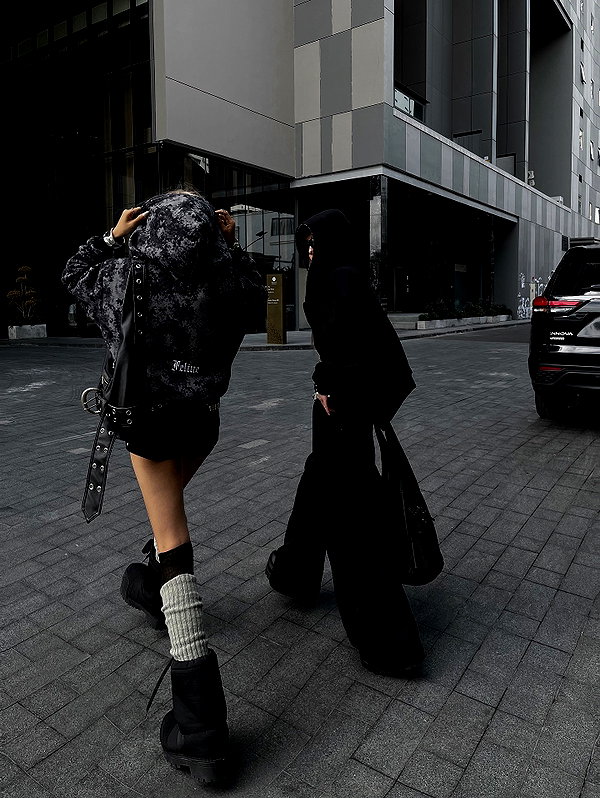 31thg10 instagram image archive image