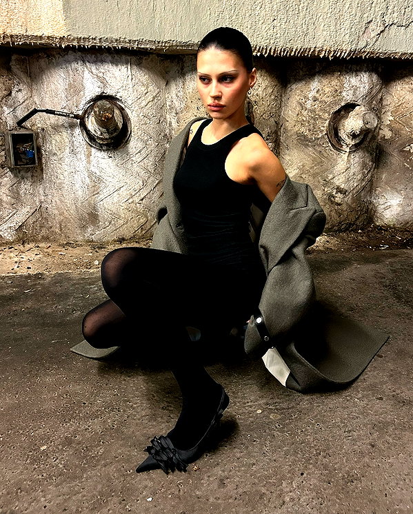 karolinaawasik instagram image archive image