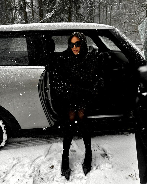 zoeliss instagram image archive image