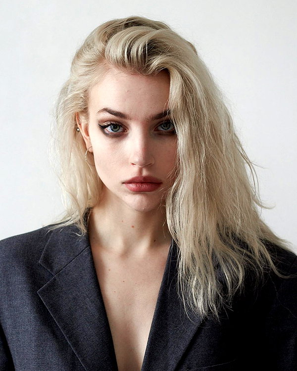 alien.hanna instagram image archive image
