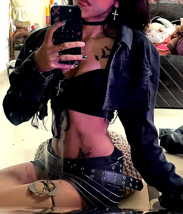 nyxaainaaa_ instagram image archive image