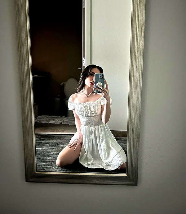 beebeeasmr18 instagram image archive image