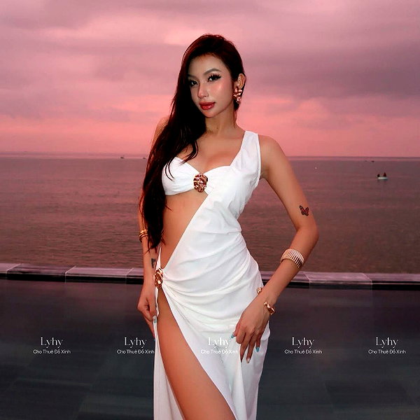 lyhythuedoxinh instagram image archive image