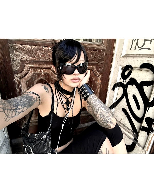 biohazard.g1rl instagram image archive image