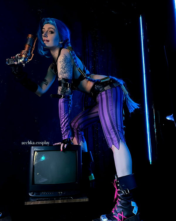 aechka.cosplay instagram image archive image