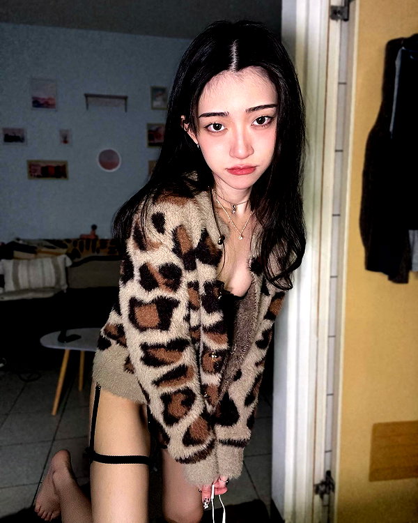 ge.more_x instagram image archive image