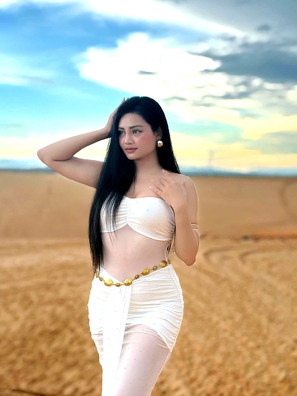 lyhythuedoxinh instagram image archive image