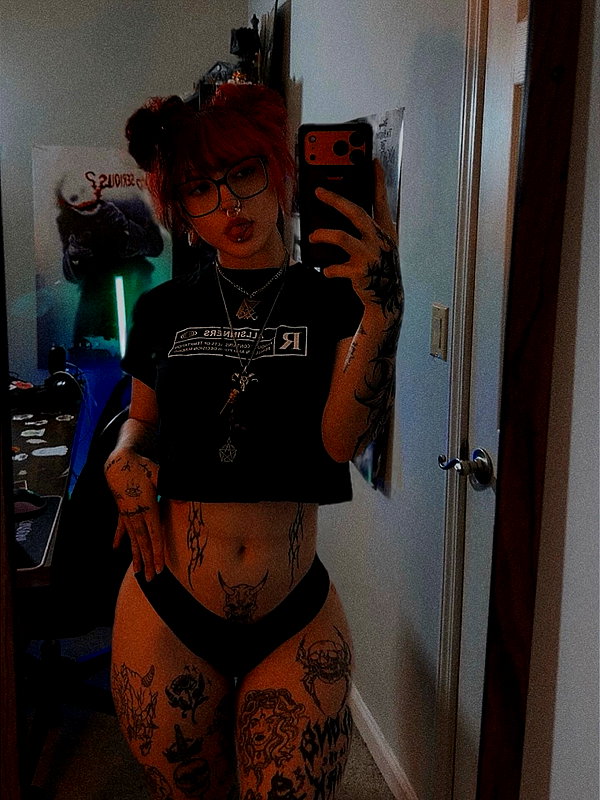 luucifina instagram image archive image