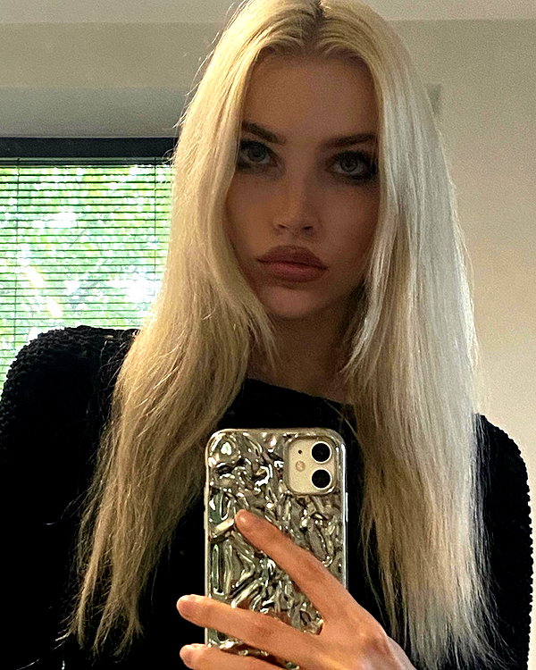 anya4everr instagram image archive image